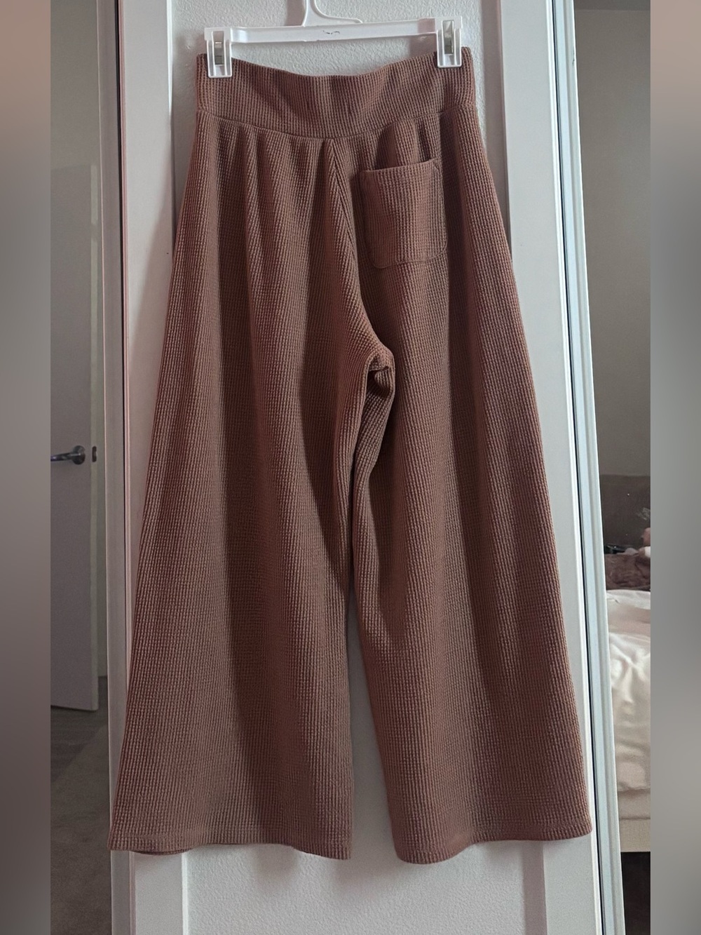 Abercrombie & Fitch Ribbed Wide-Leg Kids Joggers in Brown